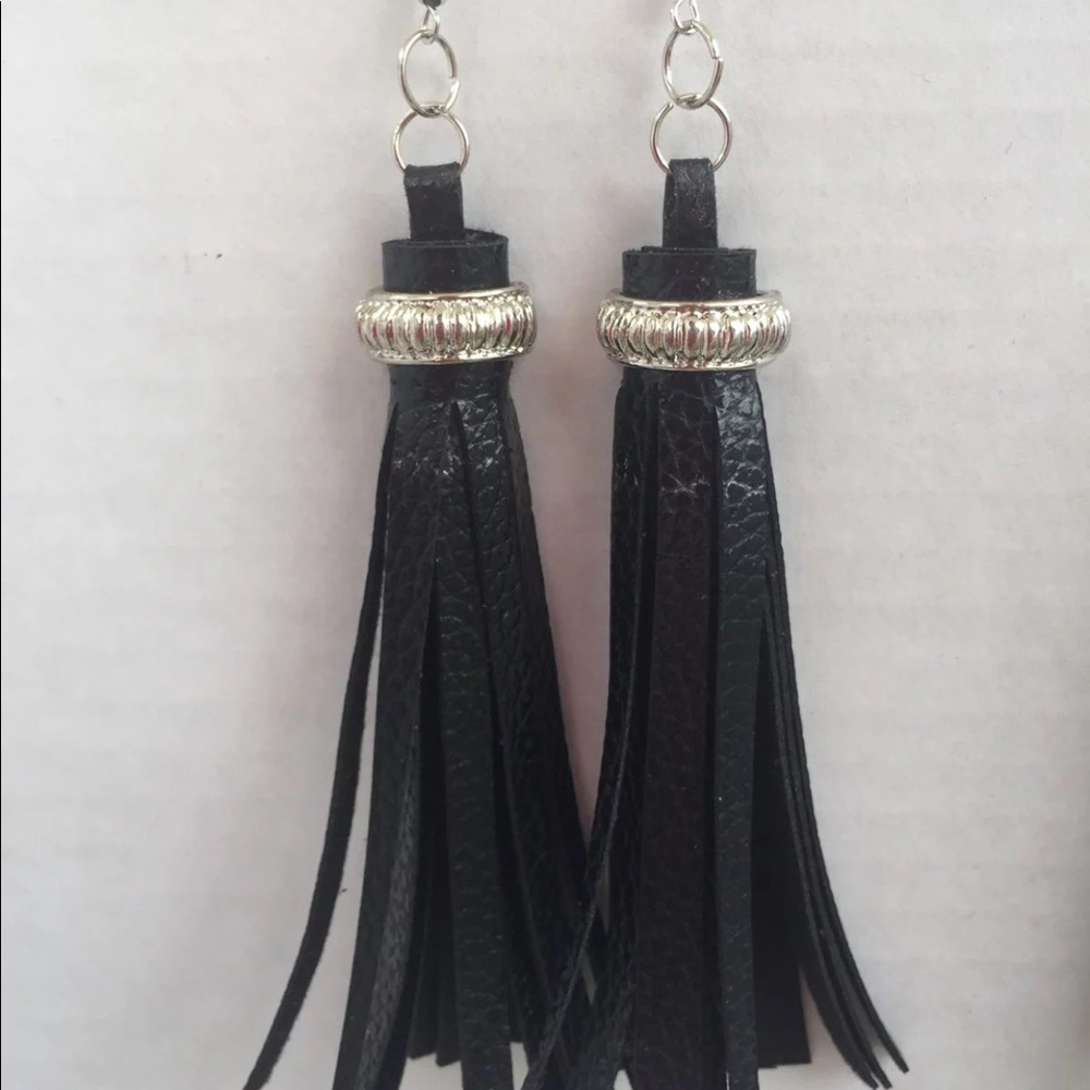 Faux leather black earrings